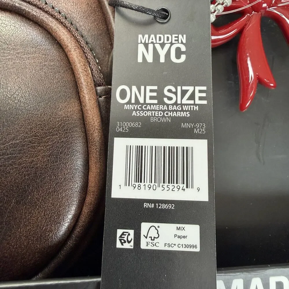 NWT Madden NYC Camera Bag Crossbody Bow Heart Keychain Charm Set Brown Gift Box - Picture 5 of 11